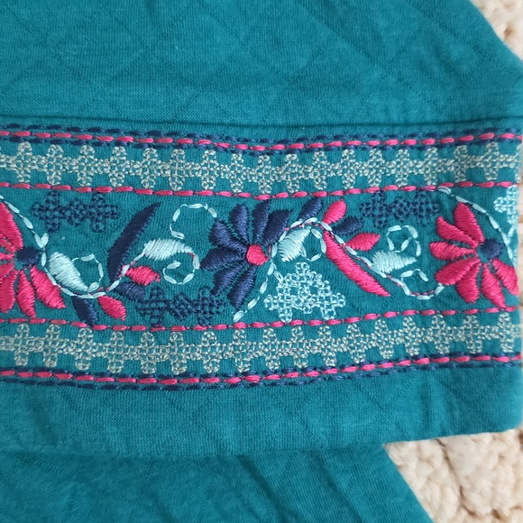 Soft Surroundings Zalamaya Top Green Embroidered Tunic Boho Size M NWT - Picture 9 of 12